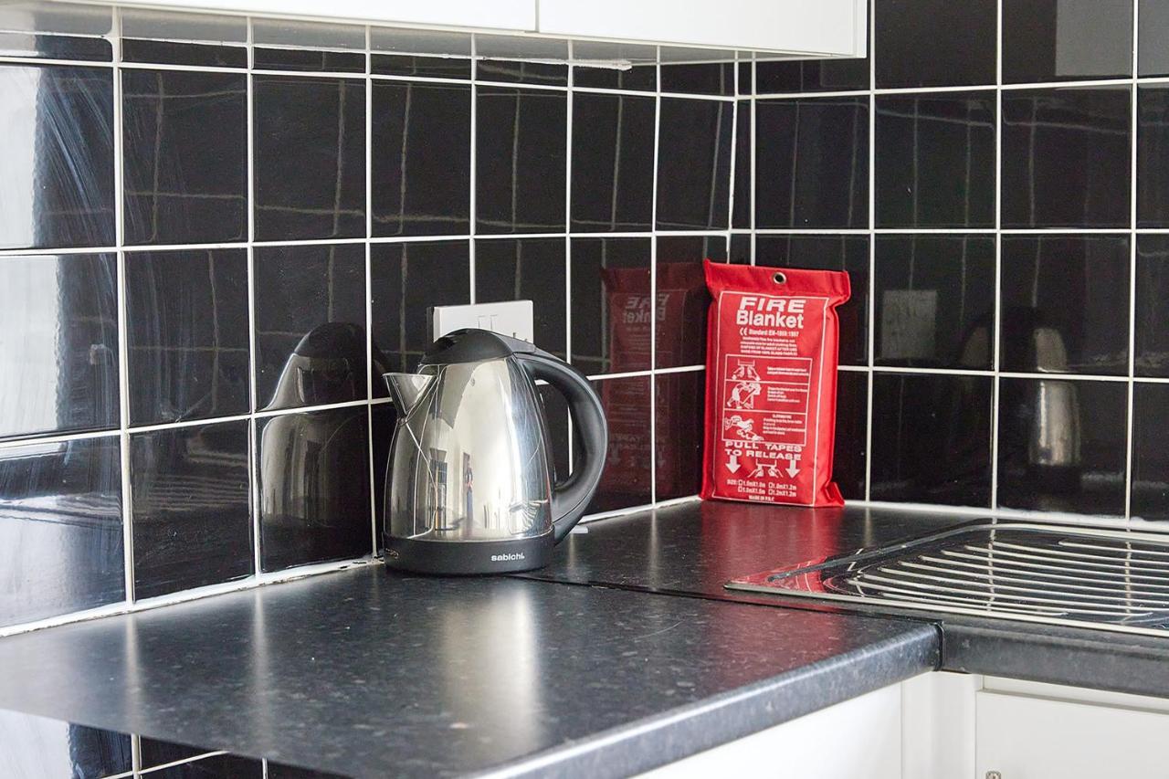 Pleasure Holiday Apartments Блекпул Екстериор снимка