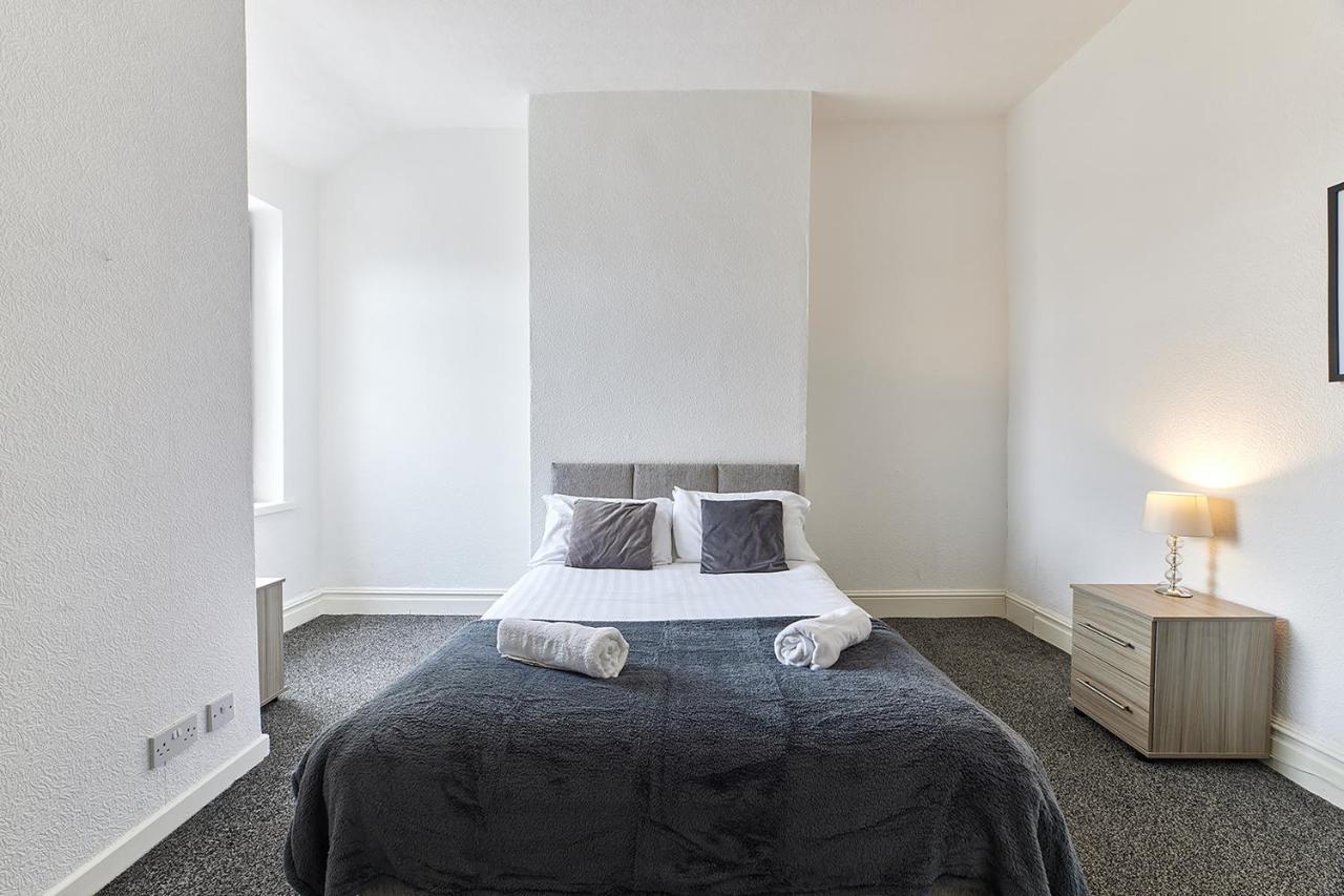Pleasure Holiday Apartments Блекпул Екстериор снимка