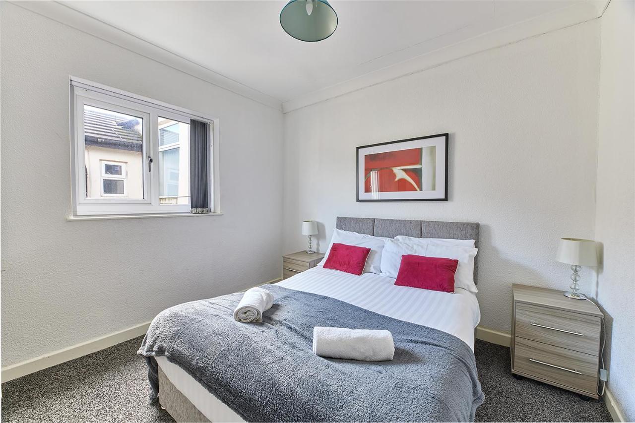 Pleasure Holiday Apartments Блекпул Екстериор снимка